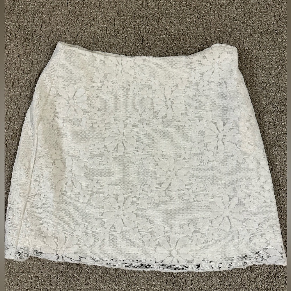 Le Lis white mini skirt with flowers - Small